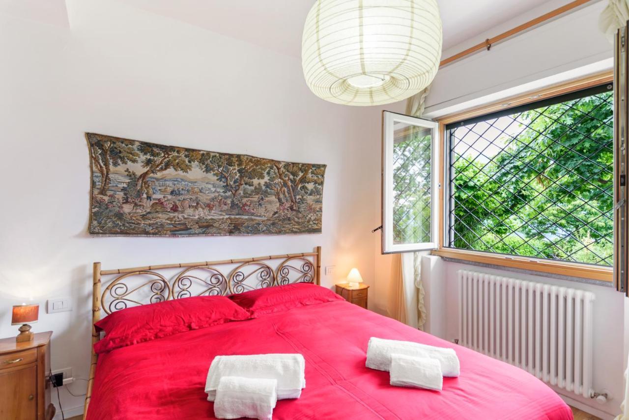 Como Lake Cosy Flat With Garden And Parking Apartment Cernobbio Bagian luar foto